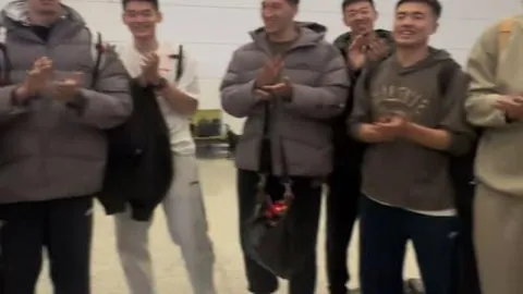 “姆巴耶成为本赛季五大联赛第二大年轻进球纪录保持者，巴黎圣日耳曼队史第三年轻纪录创造者”